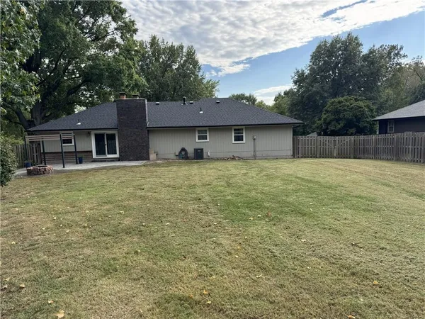 $369,000 | 4709 Brookwood Terrace, St. Joseph, MO 64506