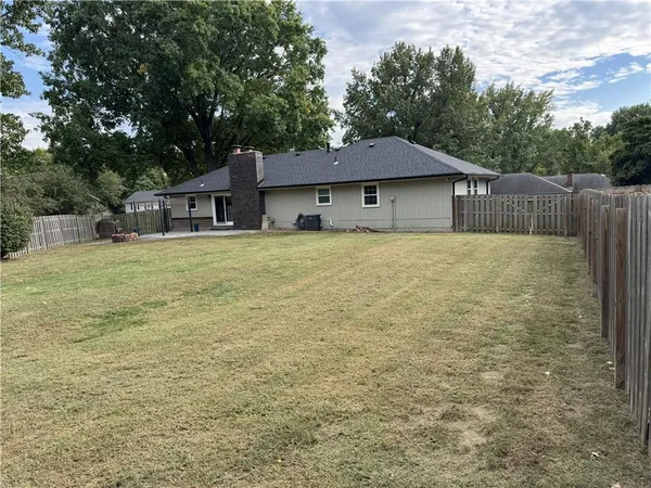 $369,000 | 4709 Brookwood Terrace, St. Joseph, MO 64506