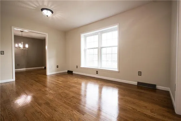 $369,000 | 4709 Brookwood Terrace, St. Joseph, MO 64506