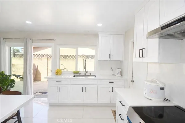 $930,000 | 1912 East Clifpark Way, Anaheim, CA 92805