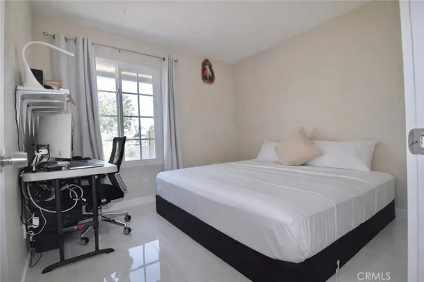 $930,000 | 1912 East Clifpark Way, Anaheim, CA 92805