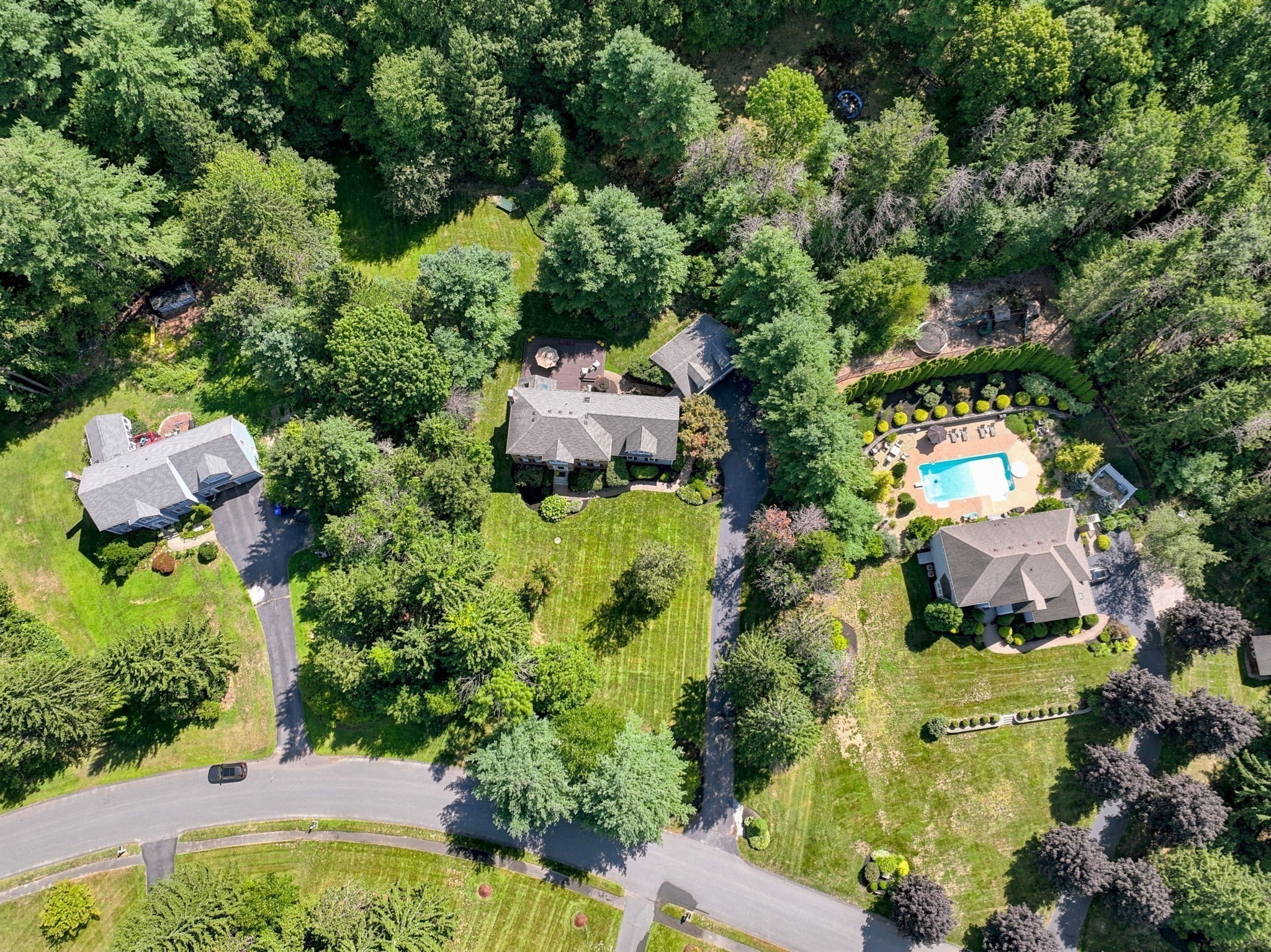 12 Daniel Shays Road Hopkinton, MA 01748 - Photo 2 of 37 Gallery Image 2