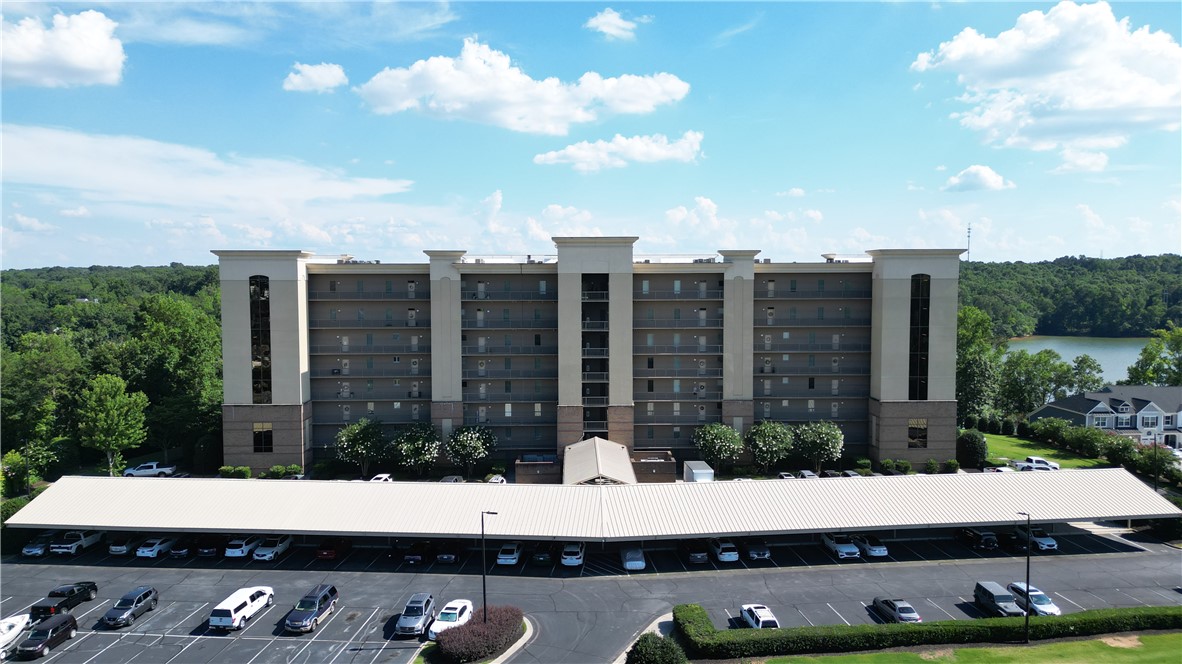 207 Watermarke Lane Anderson, SC 29625 - Photo 3 of 48 Watermarke Condos with Reserved Covered Parking