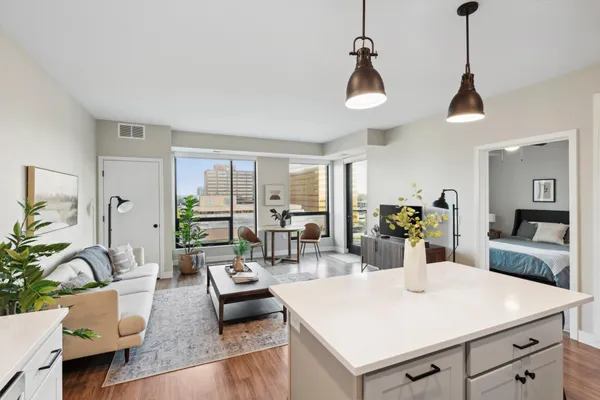 $2,522 | 8131 34th Avenue South, Bloomington, MN 55425