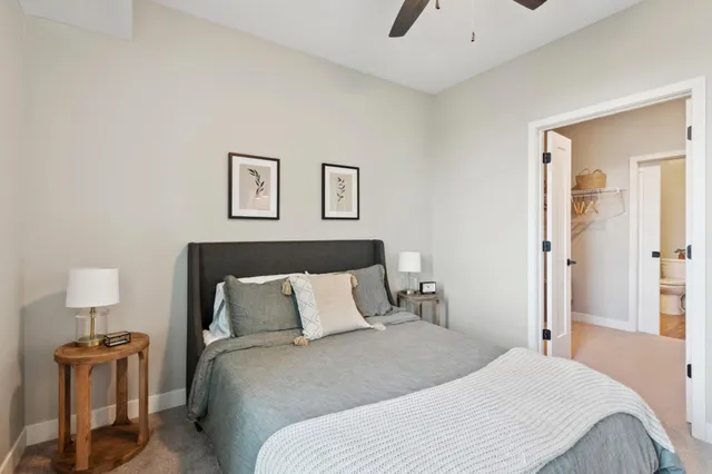 $2,522 | 8131 34th Avenue South, Bloomington, MN 55425