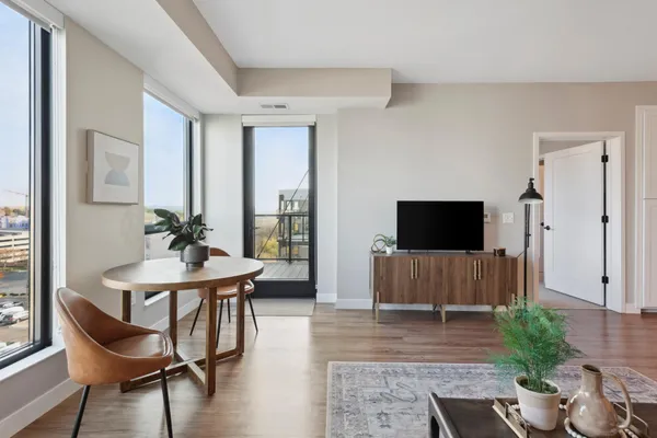 $2,522 | 8131 34th Avenue South, Bloomington, MN 55425