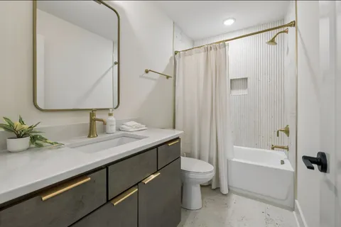 $1,350,037 | 542 B Rosedale Avenue, Unit 9, Nashville, TN 37211