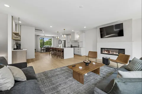 $1,350,037 | 542 B Rosedale Avenue, Unit 9, Nashville, TN 37211