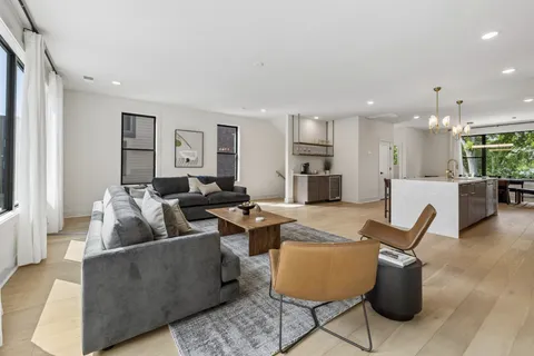 $1,350,037 | 542 B Rosedale Avenue, Unit 9, Nashville, TN 37211
