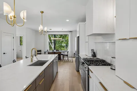 $1,350,037 | 542 B Rosedale Avenue, Unit 9, Nashville, TN 37211