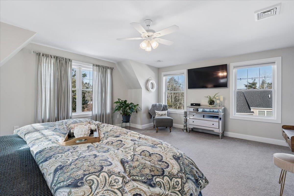 12 Freedom Way Barrington, NH 03825 - Photo 36 of 52