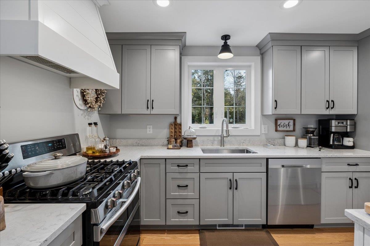 12 Freedom Way Barrington, NH 03825 - Photo 9 of 52