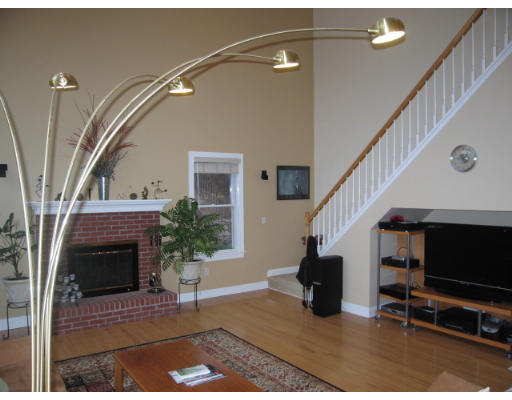 5 Greenwood Road Hopkinton, MA 01748 - Photo 5 of 26 Gallery Image 5