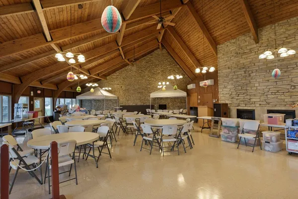 $425,900 | 2085 Lake Summerset Road, Davis, IL 61019
