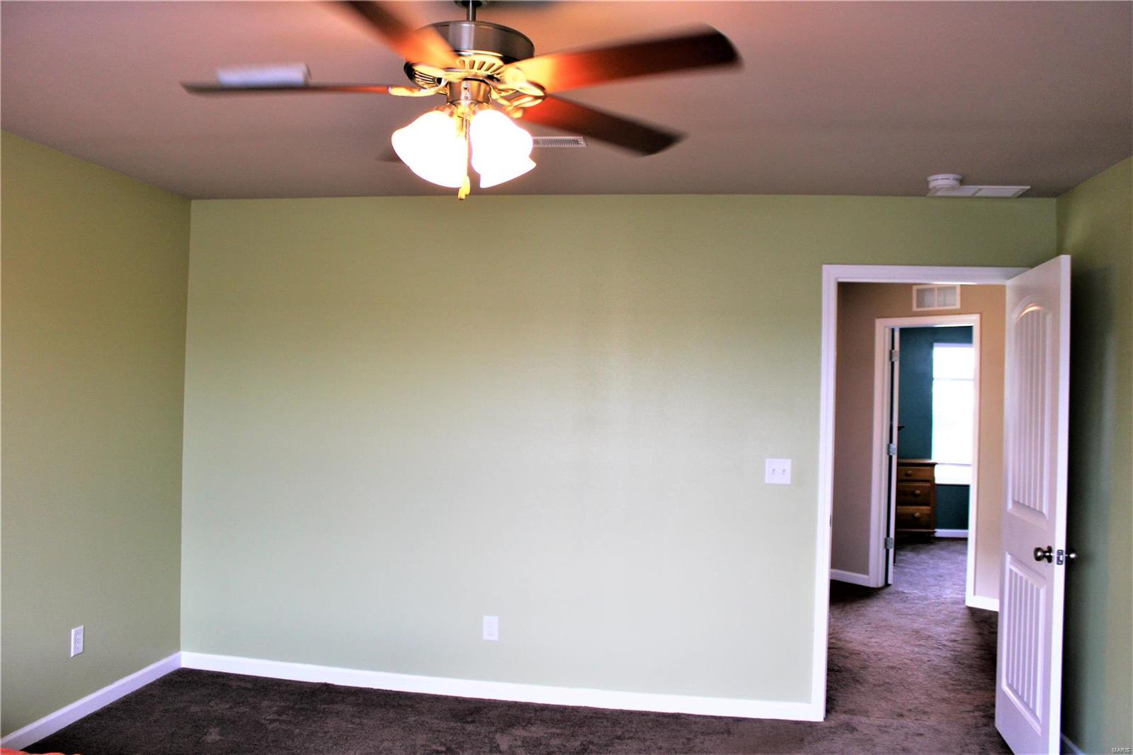 2629 Beacon Point Court Belleville, IL 62221 - Photo 16 of 29 Gallery Image 16