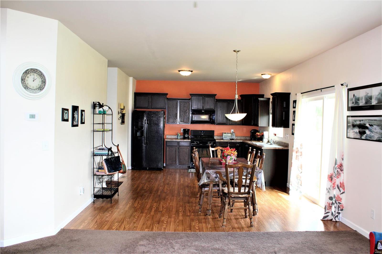 2629 Beacon Point Court Belleville, IL 62221 - Photo 10 of 29 Gallery Image 10