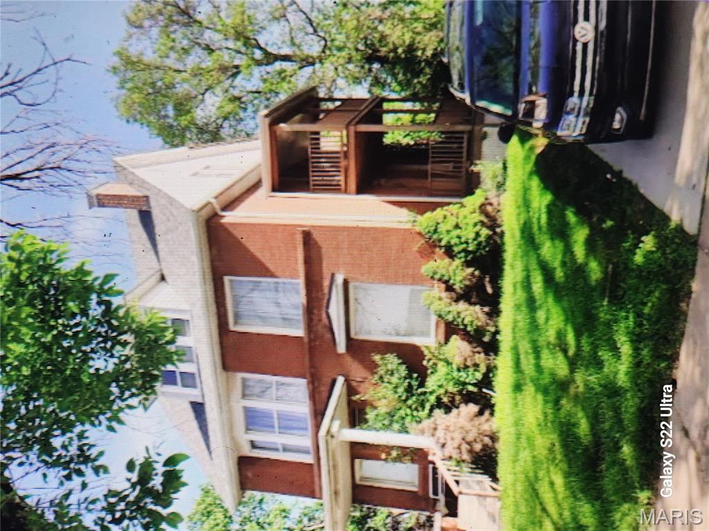 5531 Clemens Avenue St. Louis, MO 63112 - Photo 2 of 58