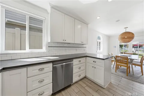 $1,450,000 | 130 Cordova Walk, Long Beach, CA 90803