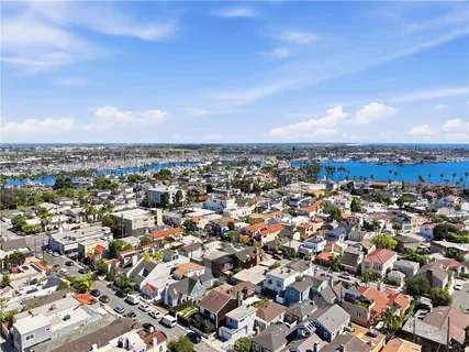 $1,450,000 | 130 Cordova Walk, Long Beach, CA 90803