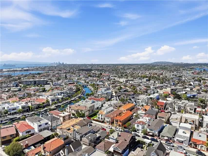 $1,450,000 | 130 Cordova Walk, Long Beach, CA 90803
