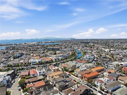 $1,450,000 | 130 Cordova Walk, Long Beach, CA 90803