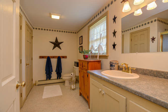 241 Quaker Ridge Road Casco, ME 04015 - Photo 35 of 73 241 Quaker Ridge Rd Casco ME-small-037-0