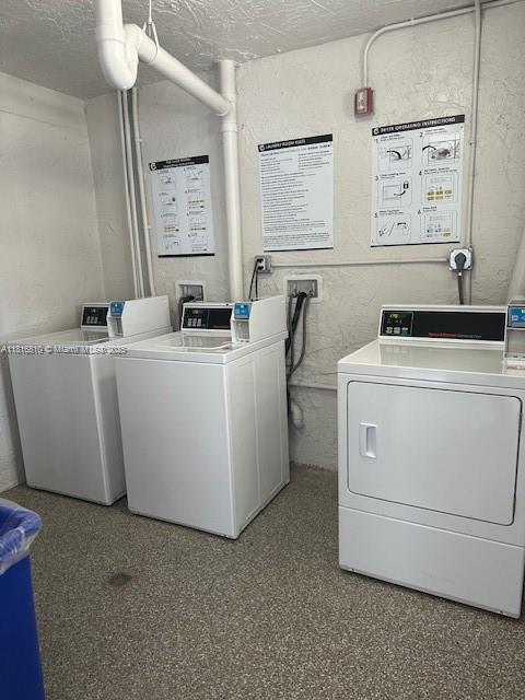 Kendale Lakes Miami, FL 33183 - Photo 18 of 19 a utility room with dryer and washer