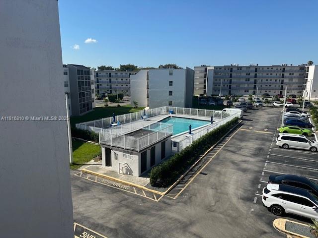 Kendale Lakes Miami, FL 33183 - Photo 3 of 19 a terrace with a table and chairs