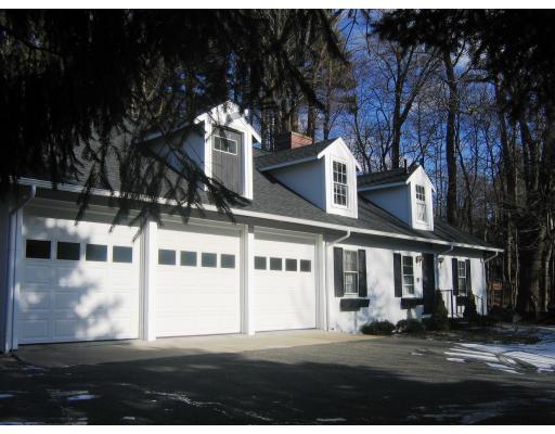 75 Miles River Road Hamilton, MA 01982 - Photo 8 of 9