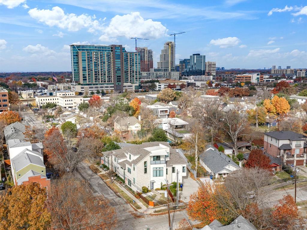 2802 Lee Street Dallas, TX 75206 - Photo 35 of 40 a view of a city