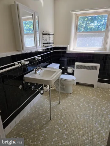 $275,000 | 2552 Garfield Avenue, Reading, PA 19609