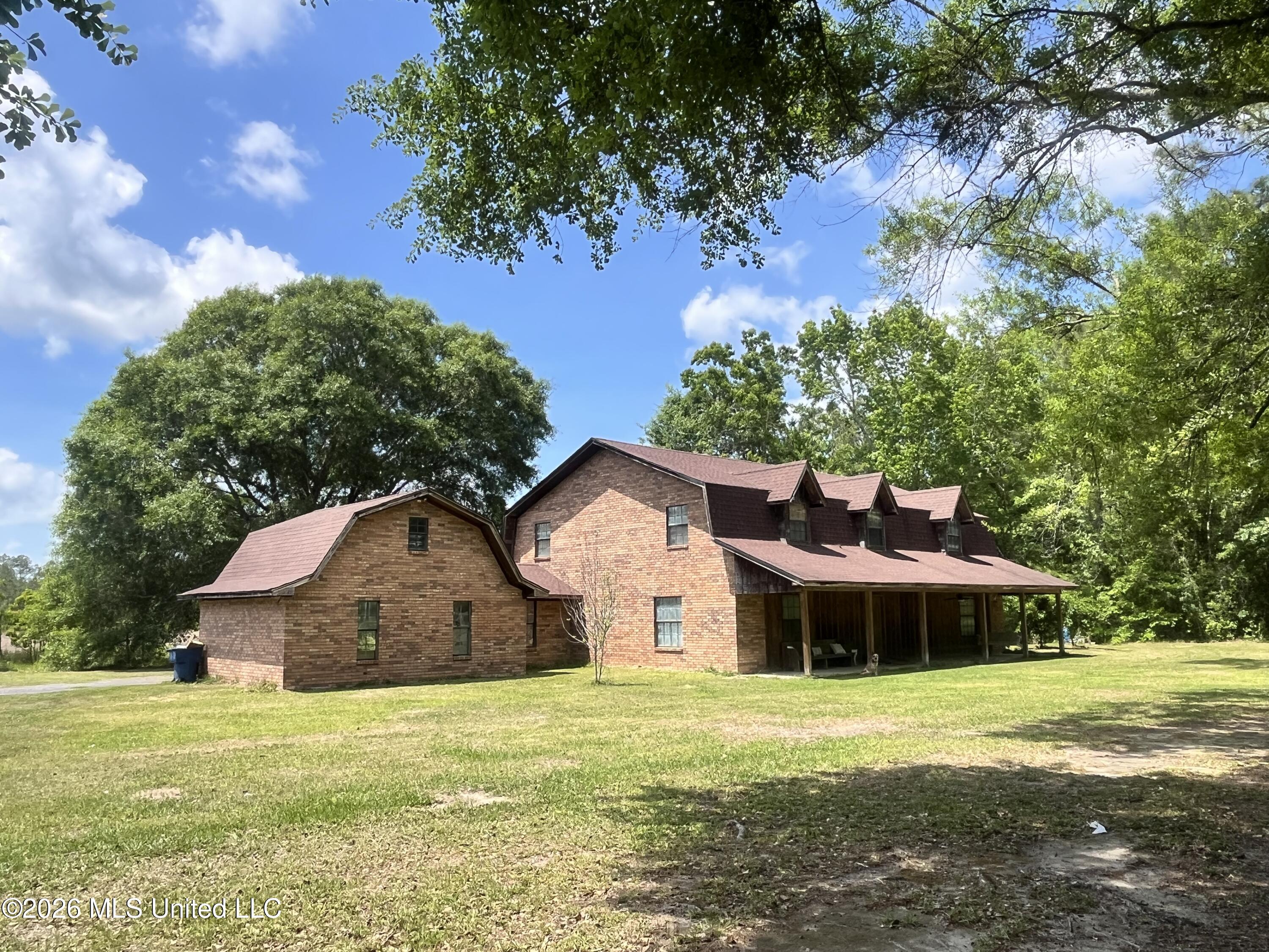 13111 Madia Hurd Road Moss Point, MS 39562 - Photo 3 of 38 IMG_8055