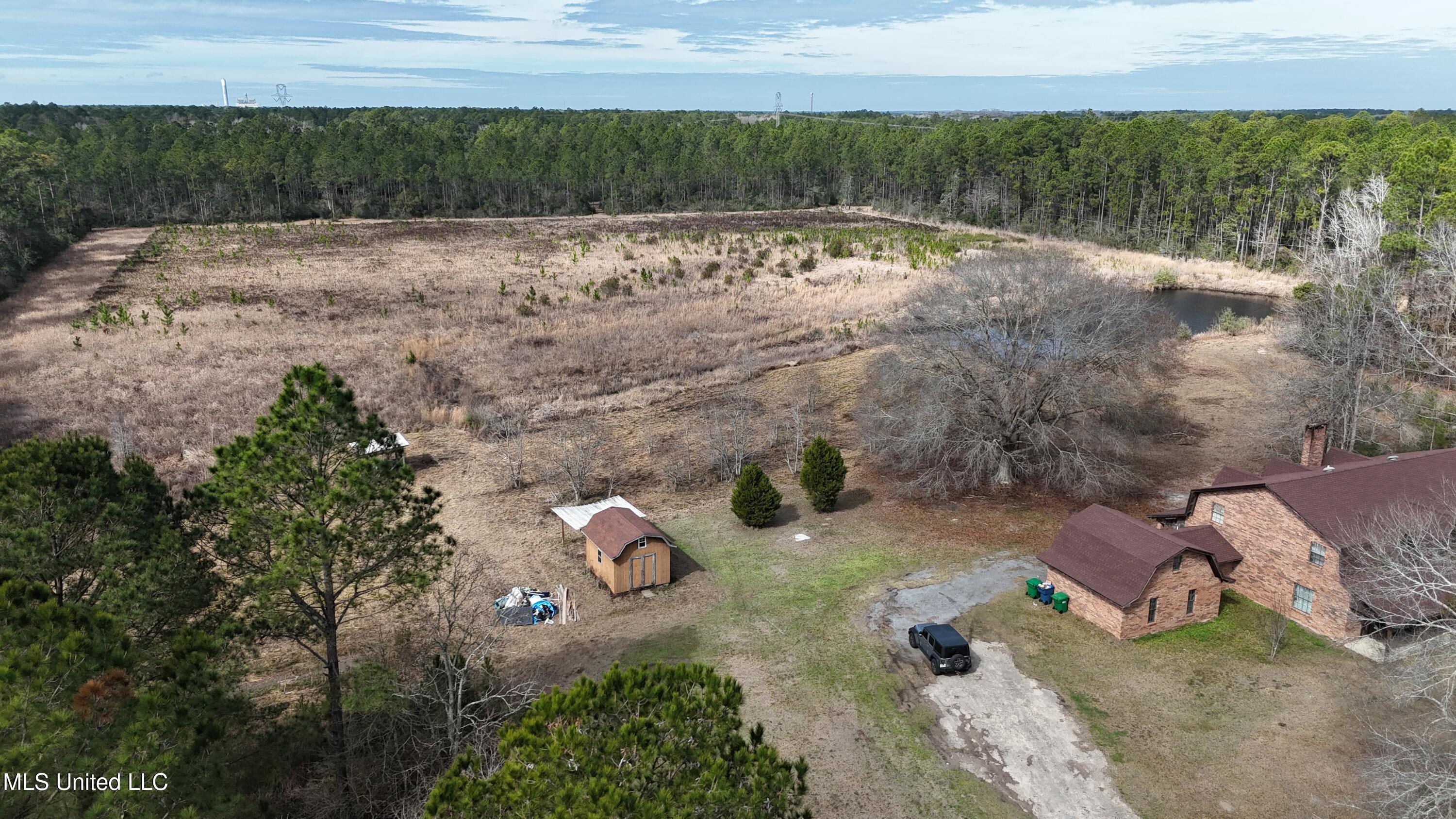 13111 Madia Hurd Road Moss Point, MS 39562 - Photo 4 of 31 dji_fly_20260217_110634_0051_17713718060