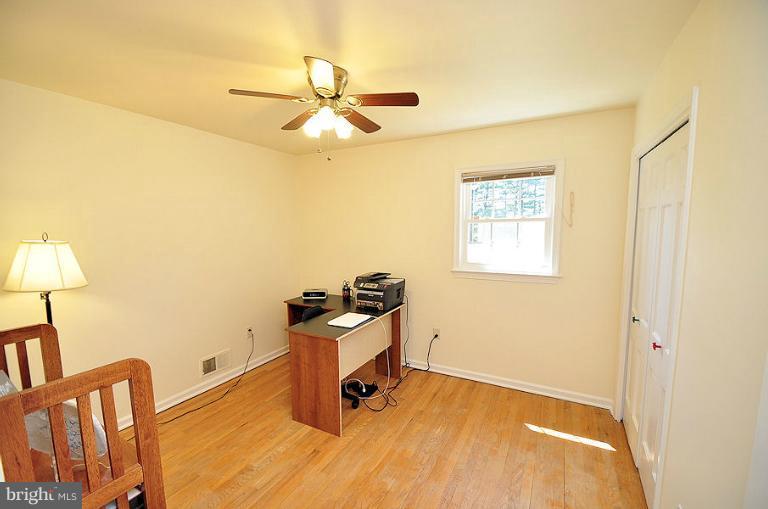 6421 Lochridge Road Columbia, MD 21044 - Photo 16 of 30 Bedroom 2