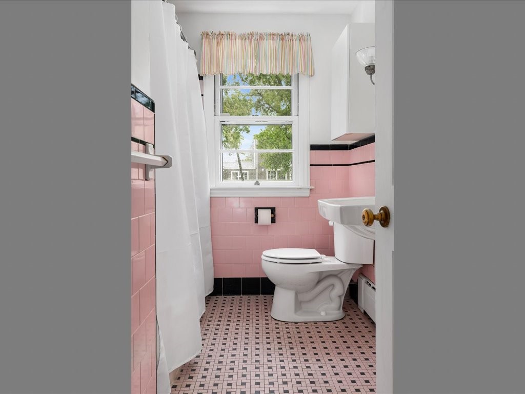 11 Overfield Road East Greenwich, RI 02818 - Photo 14 of 18 Gallery Image 14