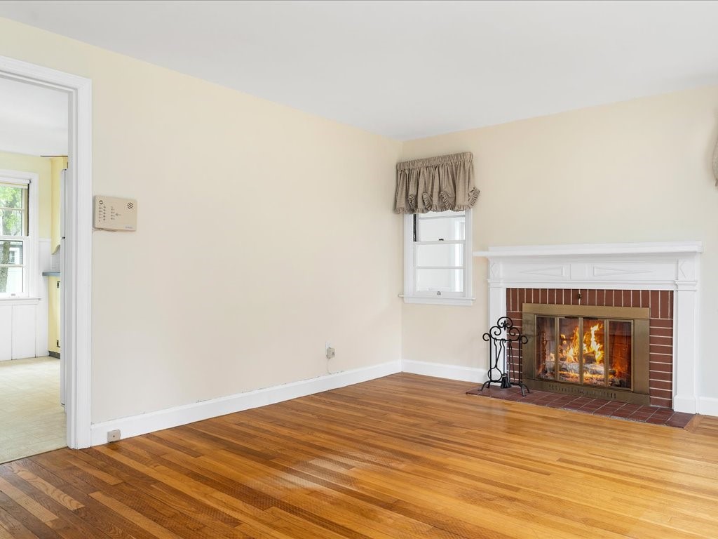 11 Overfield Road East Greenwich, RI 02818 - Photo 7 of 18 Gallery Image 7