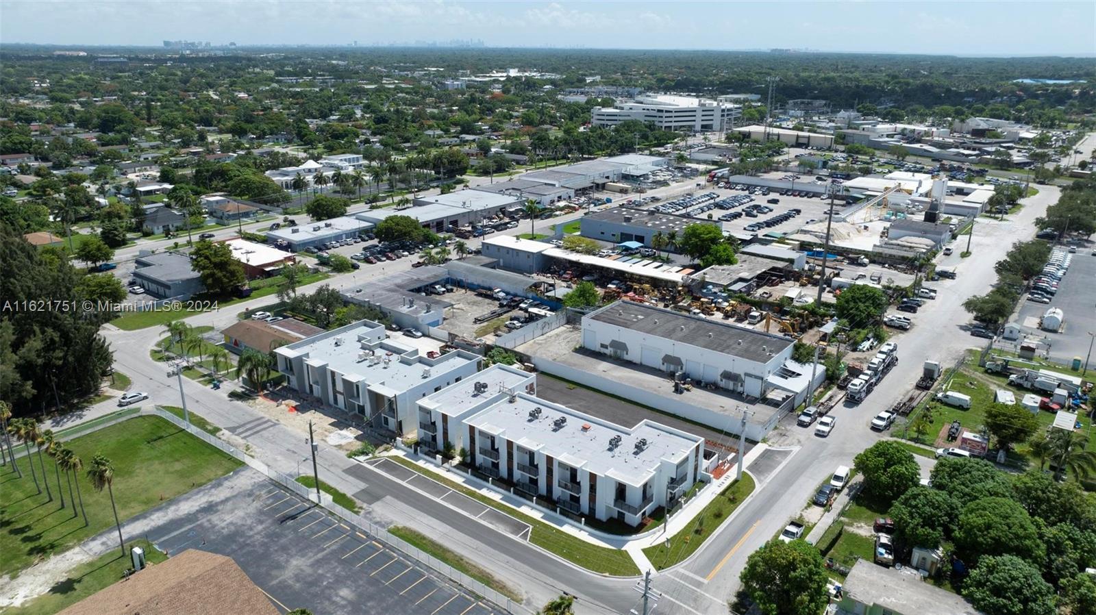 16955 Southwest 100th Avenue Miami, FL 33157 - Photo 35 of 36 an aerial view of multiple house