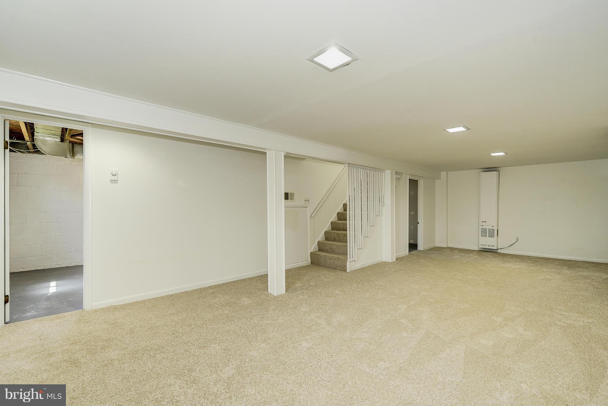 9818 Braddock Road Silver Spring, MD 20903 - Photo 14 of 24 Family Room