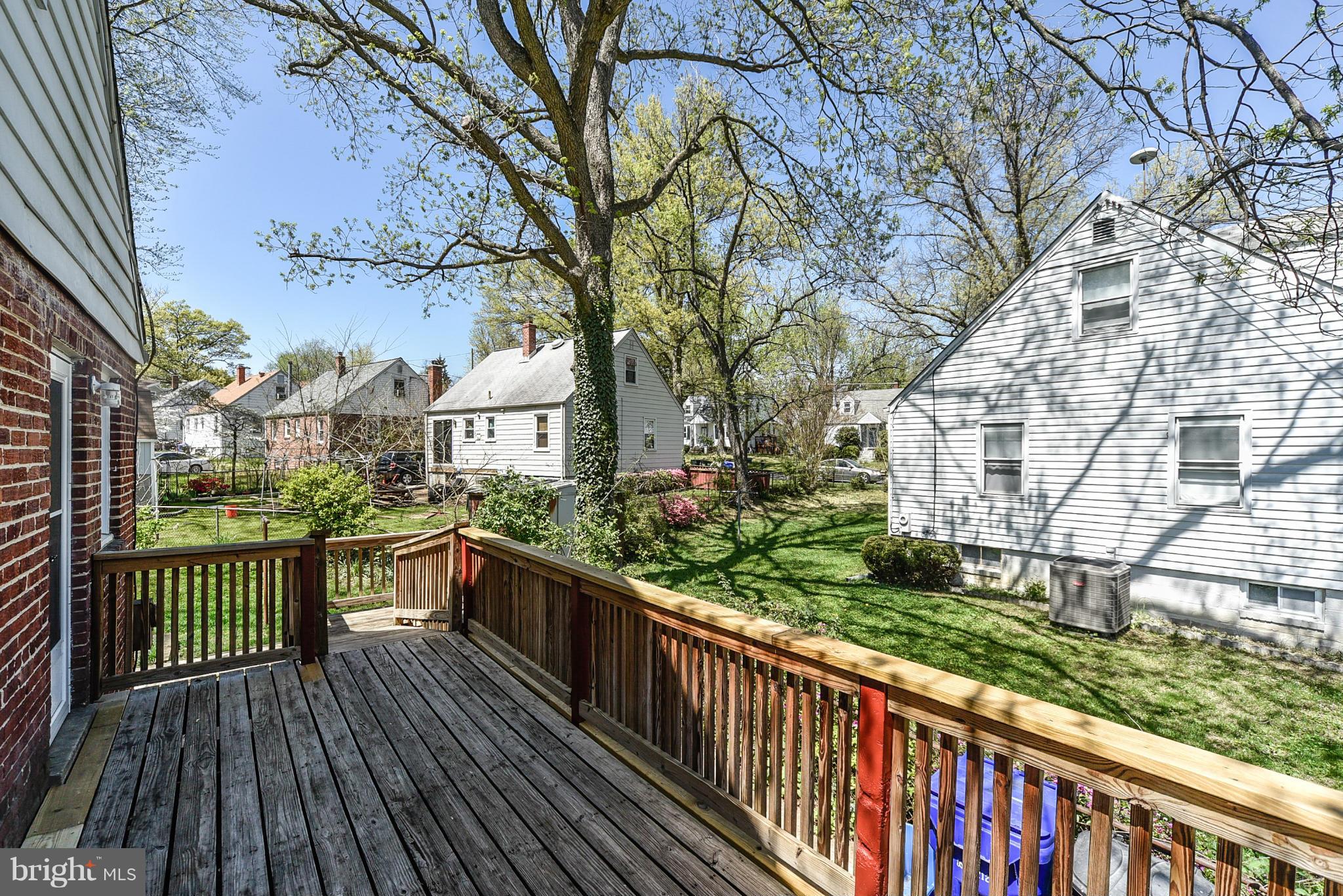 9818 Braddock Road Silver Spring, MD 20903 - Photo 22 of 24 Deck