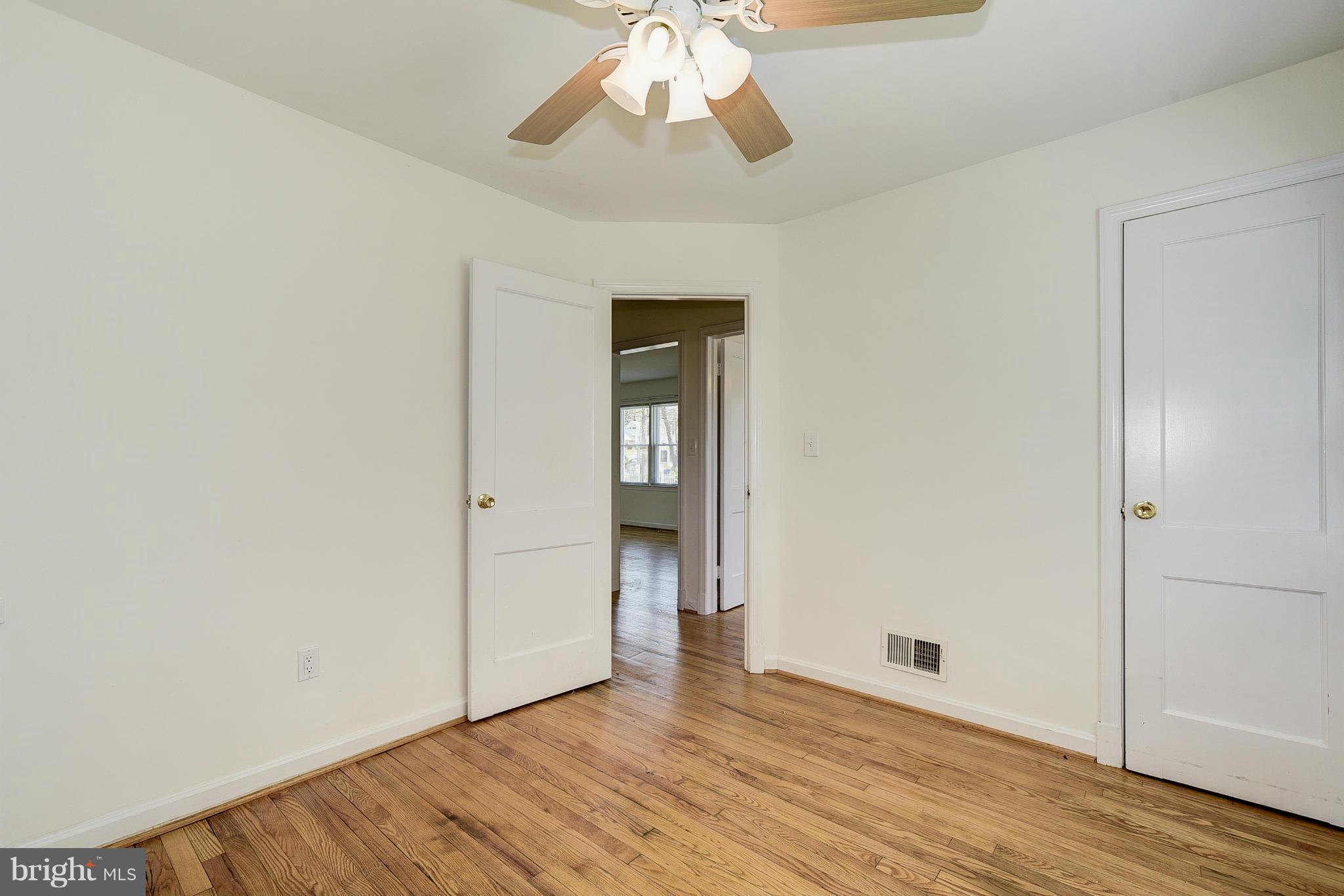 9818 Braddock Road Silver Spring, MD 20903 - Photo 8 of 24 Bedroom