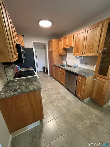 $2,600 | 419 Heritage Village, Unit B, Southbury, CT 06488