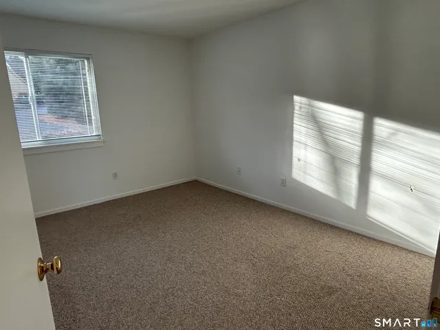 $2,600 | 419 Heritage Village, Unit B, Southbury, CT 06488