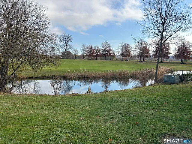 $2,600 | 419 Heritage Village, Unit B, Southbury, CT 06488