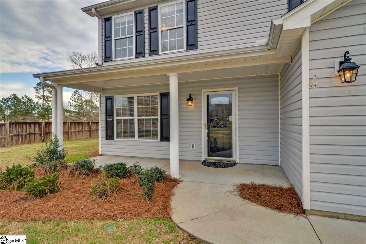 512 Garrett Street Fountain Inn, SC 29644 - Photo 2 of 25 Gallery Image 2