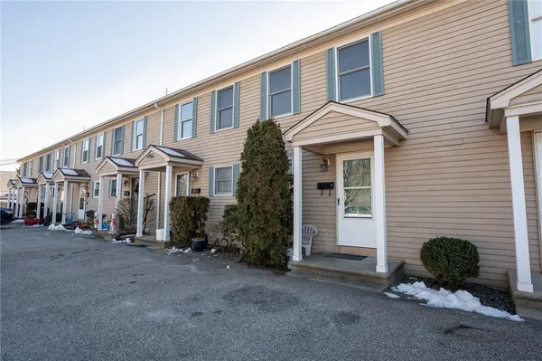 $248,900 | 25 Sharon Street, Unit 2, Cranston, RI 02910