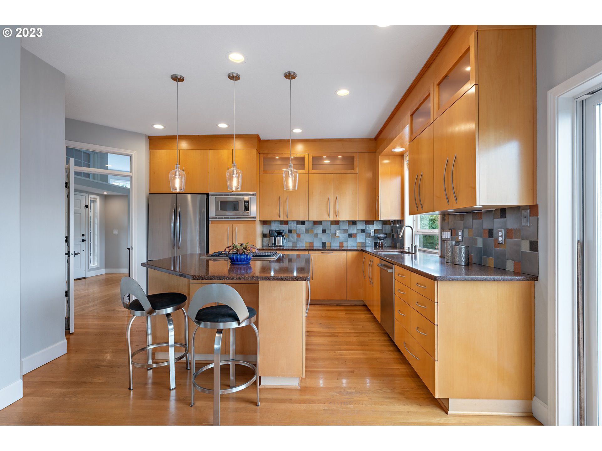 11561 Southeast Highland Loop Clackamas, OR 97015 - Photo 8 of 36 a very nice looking kitchen with a large window