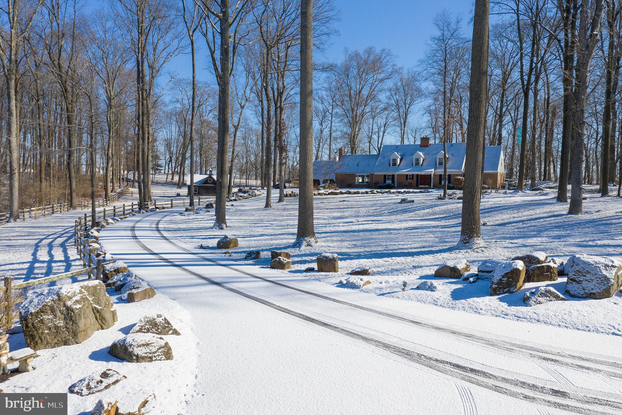 8080 Goshen Road Malvern, PA 19355 - Photo 2 of 51 Driveway View
