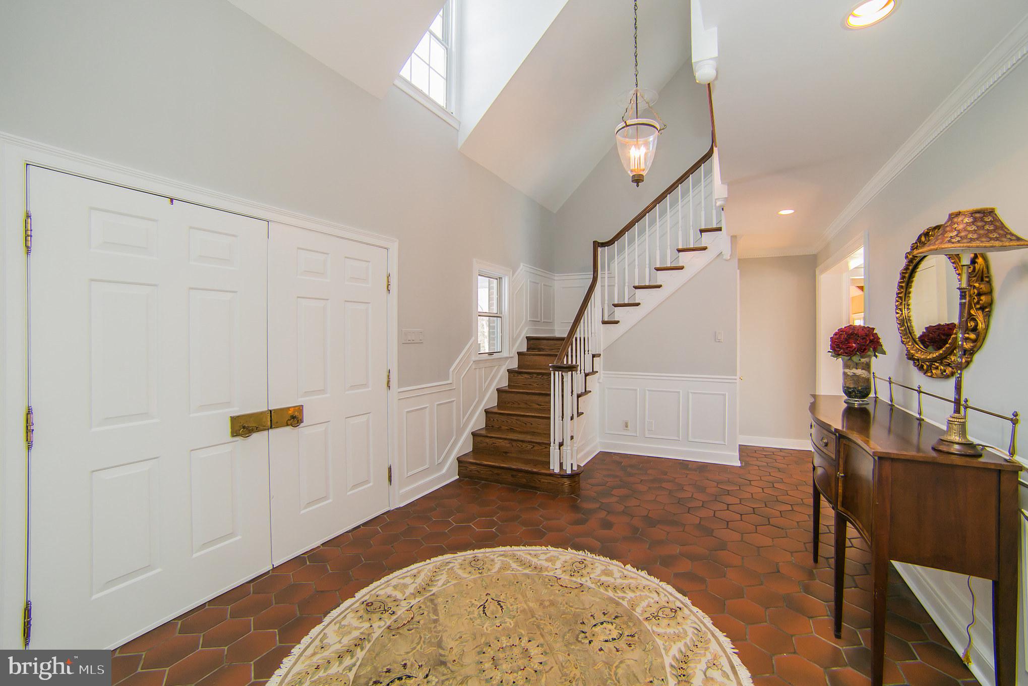 8080 Goshen Road Malvern, PA 19355 - Photo 4 of 51 Foyer