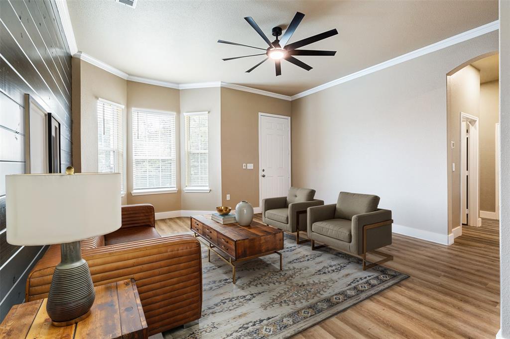 413 Henderson Street Bonham, TX 75418 - Photo 5 of 28