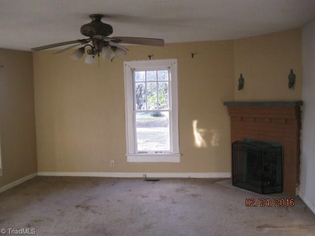 446 High Point Street Randleman, NC 27317 - Photo 4 of 15 Gallery Image 4